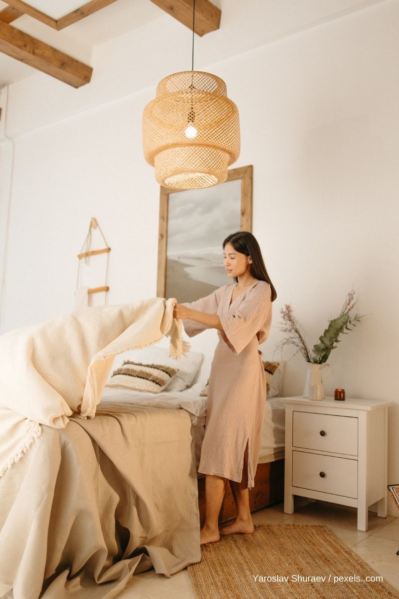 gemütliche Dekoration im Schlafzimmer